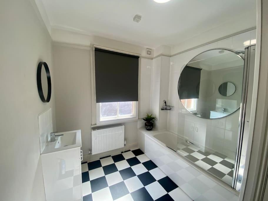 Sl - Fabulous 2 Bed Character Property Close To Town 埃文河畔斯特拉特福 外观 照片